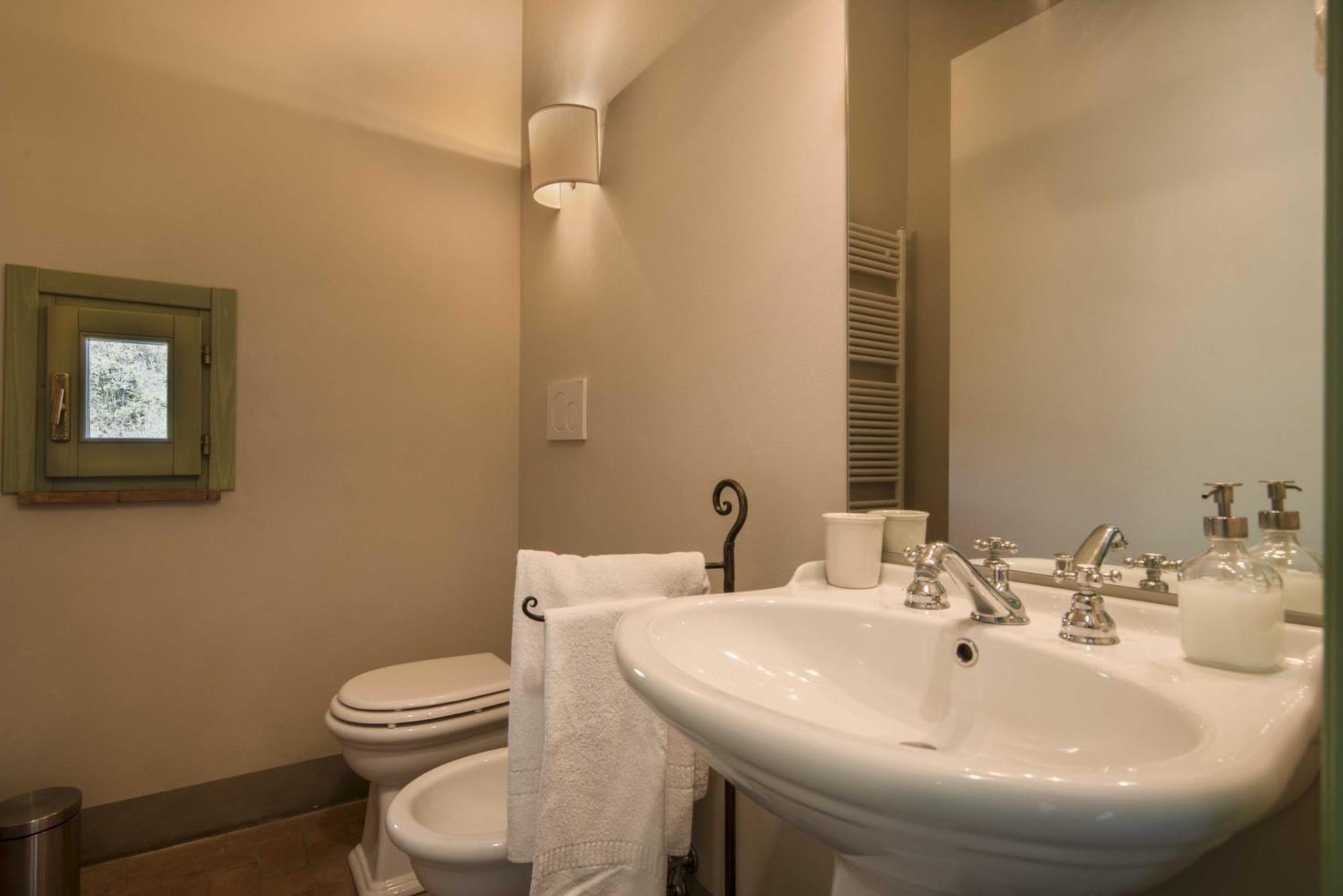 Vila Borgo Di Camporsevoli Exteriér fotografie